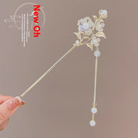 44 Rose Tassel